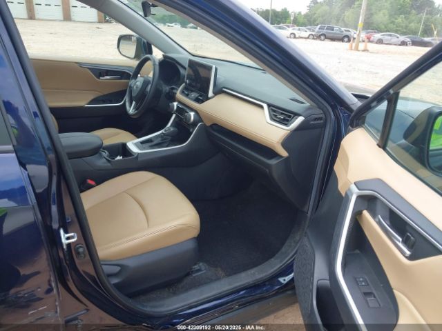 2T3C1RFV9PW288866 Toyota Rav4 Xle Premium