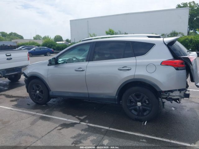2T3ZFREV4GW263595 Toyota RAV4 LE