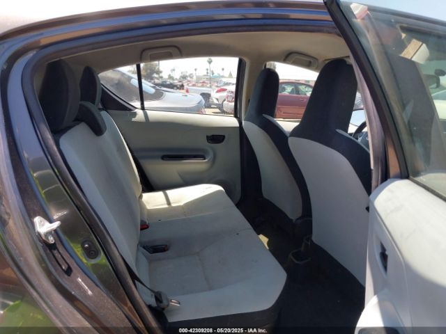 JTDKDTB38E1560971 Toyota Prius C One