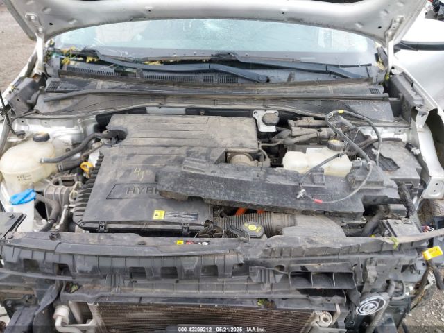 KNDCB3LC0J5201142 KIA NIRO LX