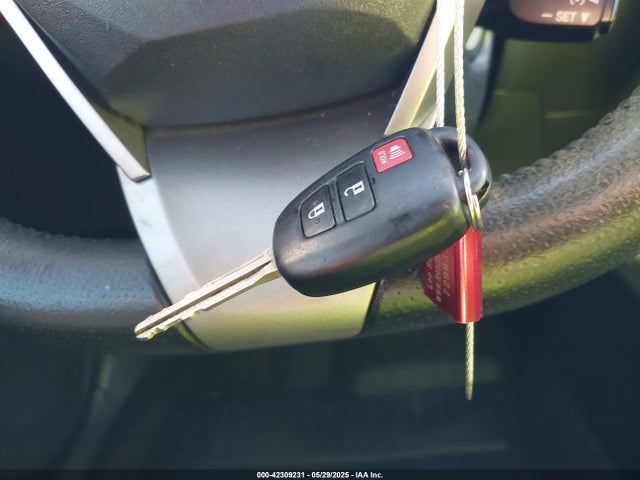 Scion 2ar-fe 2015 JTKJF5C79FJ001569 Image 11