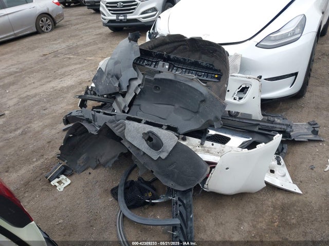 W1N0G8EB8NV368174 Mercedes-Benz m274