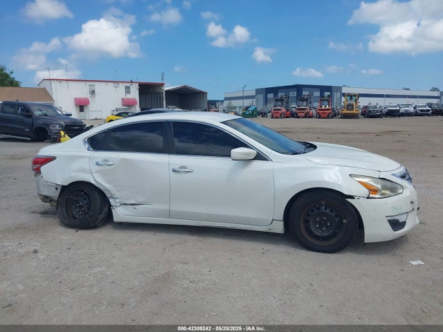 1N4AL3AP9FN321531 Nissan Altima 2.5 S
