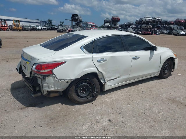 1N4AL3AP9FN321531 Nissan Altima 2.5 S
