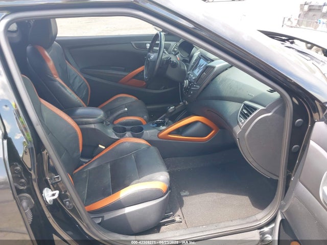 42309271 :رقم المزاد ، KMHTC6AE1GU250010 vin ، 2016 Hyundai Veloster Turbo مزاد بيع