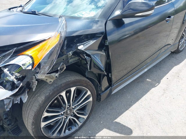 42309271 :رقم المزاد ، KMHTC6AE1GU250010 vin ، 2016 Hyundai Veloster Turbo مزاد بيع