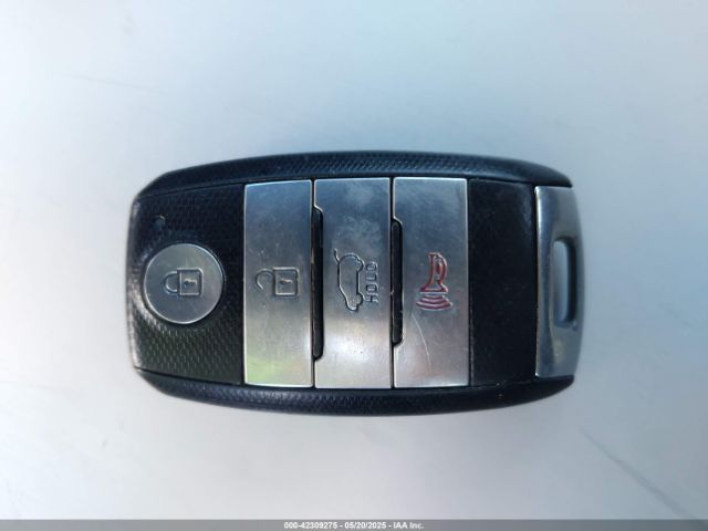 KNDJX3AA0H7471335 KIA Soul !