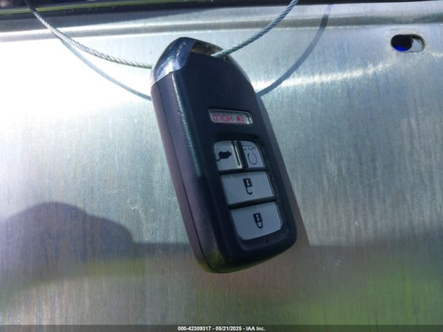 2HKRW1H5XHH519003 Honda CR-V EX