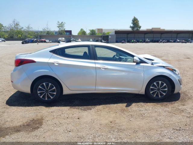 5NPDH4AE0GH718348 Hyundai ELANTRA SE