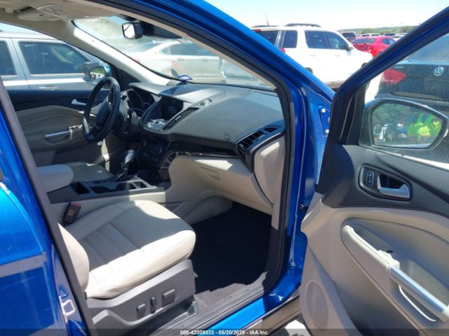 1FMCU0J96KUC34410 Ford Escape Titanium