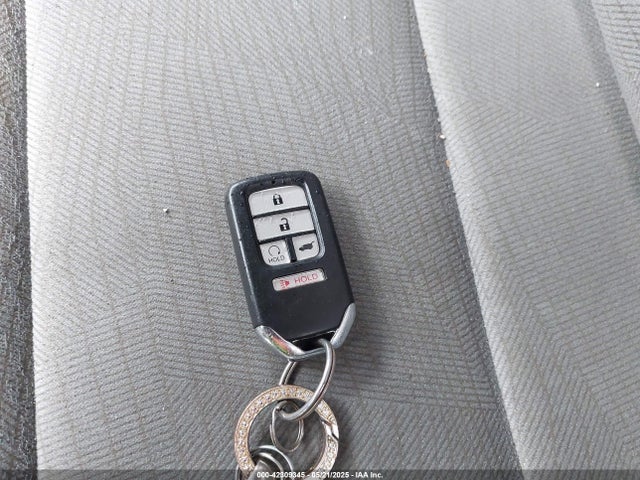 5FNYF6H13GB017436 Honda PILOT LX