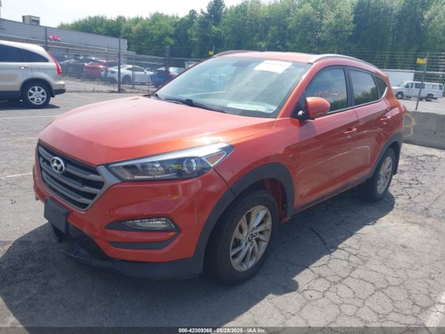 KM8J3CA43GU242682 Hyundai TUCSON SE
