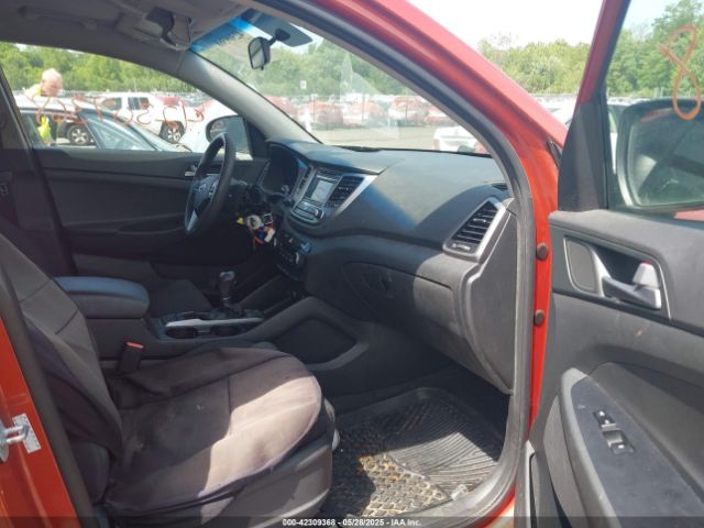 KM8J3CA43GU242682 Hyundai TUCSON SE