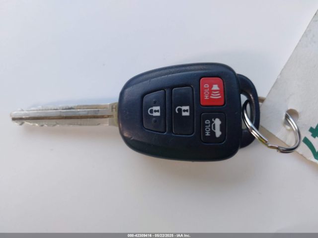 4T1BF1FK3FU043685 Toyota CAMRY SE