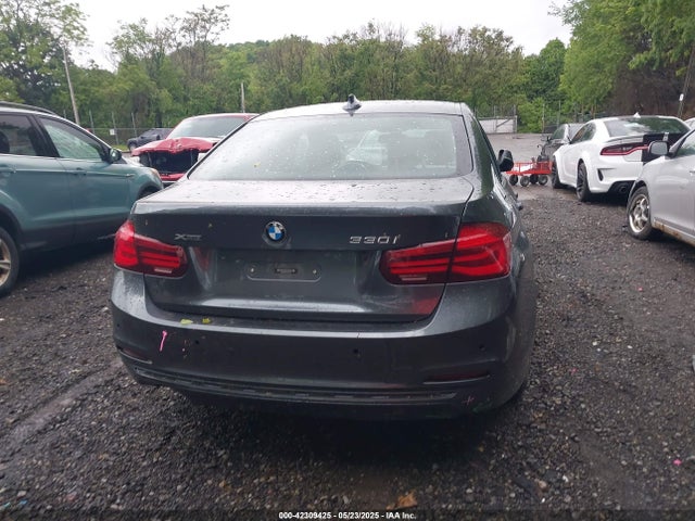 WBA8D9C58JEM34493 BMW 330i Xdrive