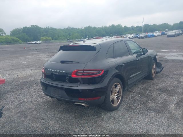 2017 PORSCHE MACAN WP1AA2A57HLB06493 Photo 3