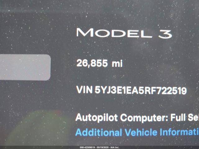 5YJ3E1EA5RF722519 Tesla 2024