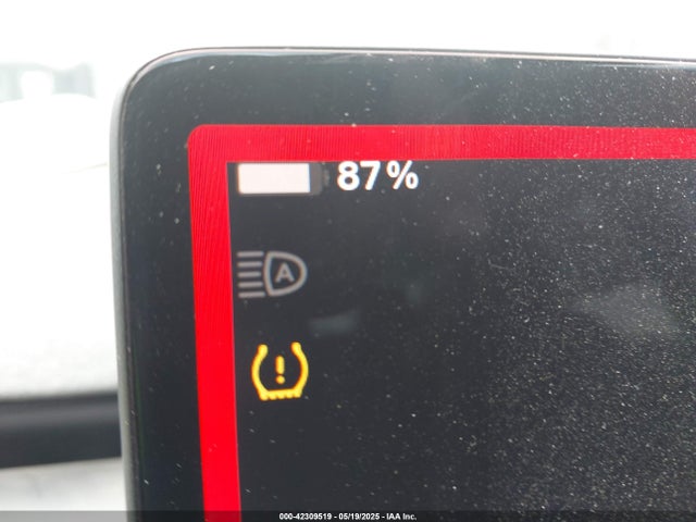 5YJ3E1EA5RF722519 Tesla 2024