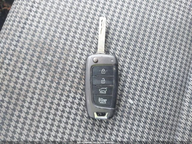 KM8K12AA9JU088898 Hyundai Kona Se