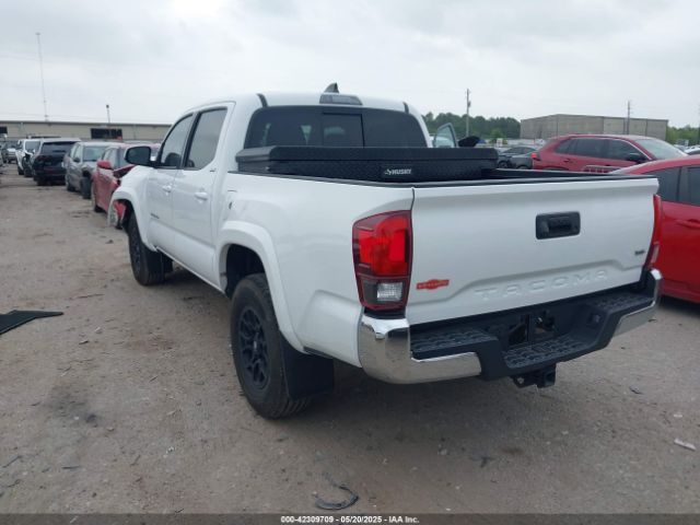 2022 TOYOTA TACOMA 3TMAZ5CN2NM179189 Photo 2