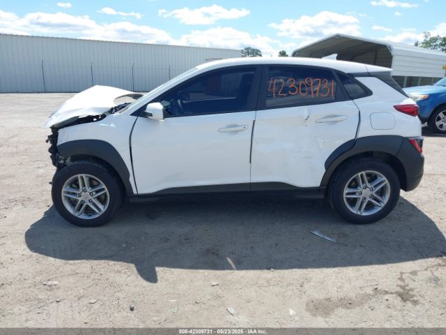 KM8K2CAB1NU825562 Hyundai Kona Se