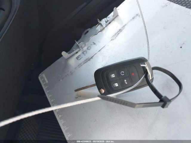 2GNALCEK9G1158236 Chevrolet EQUINOX LT