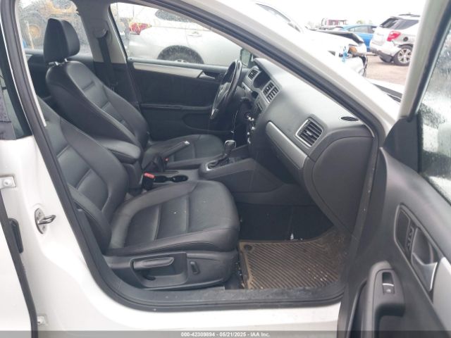 3VWD17AJ5EM417940 Volkswagen Jetta 1.8t Se