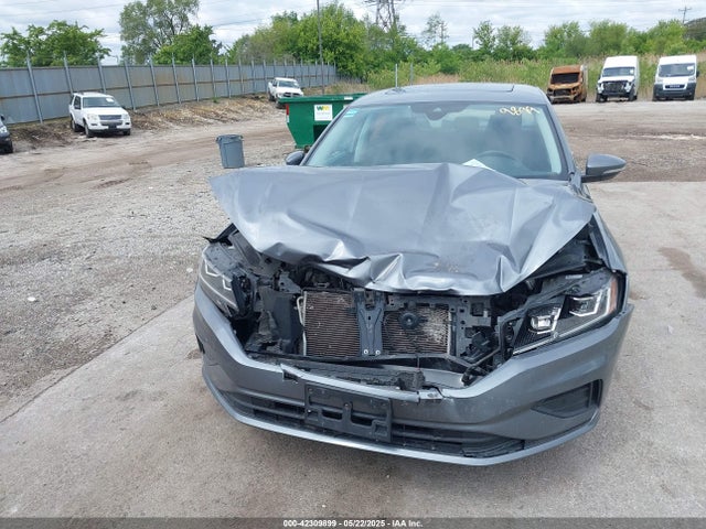 Volkswagen Passat 2020 1VWCA7A31LC016770 Image 13