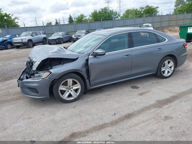 Volkswagen Passat 2020 1VWCA7A31LC016770 Image 2