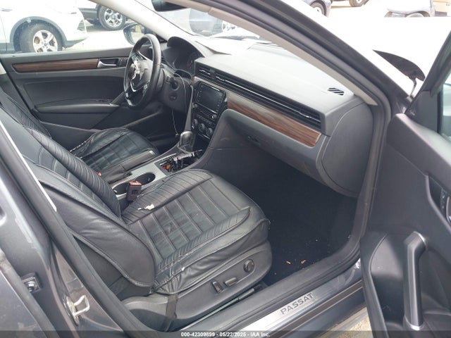Volkswagen Passat 2020 1VWCA7A31LC016770 Image 5