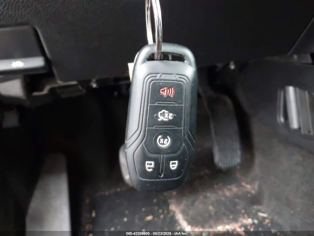 1FM5K7DH1HGA32060 Ford EXPLORER XLT