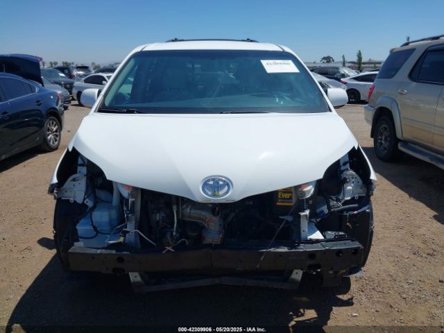 5TDKK3DC3FS553918 Toyota Sienna Le 8 Passenger