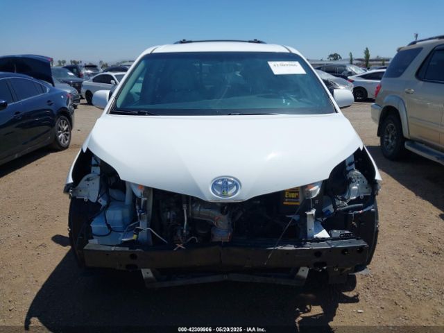 5TDKK3DC3FS553918 Toyota Sienna Le 8 Passenger