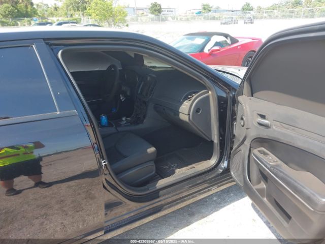 2019 CHRYSLER 300 2C3CCAAG0KH613471 Photo 4