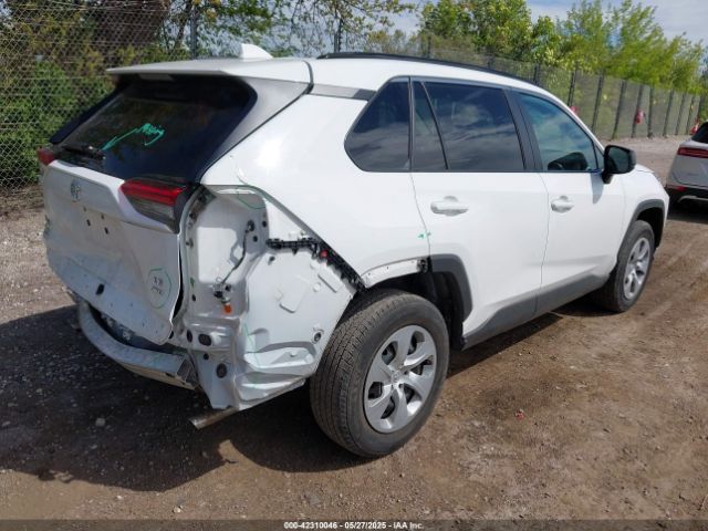 2T3F1RFV1LC101032 Toyota RAV4 LE