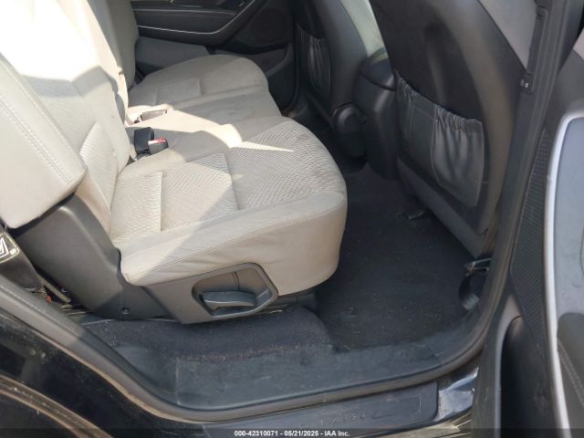 KM8SM4HF0GU140383 Hyundai Santa Fe Se