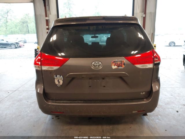 5TDKK3DC5ES406353 Toyota Sienna Le V6 8 Passenger