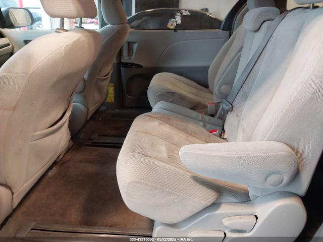 5TDKK3DC5ES406353 Toyota Sienna Le V6 8 Passenger