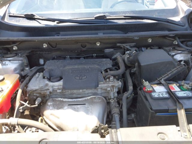 2T3WFREV1EW116778 Toyota Rav4 Xle