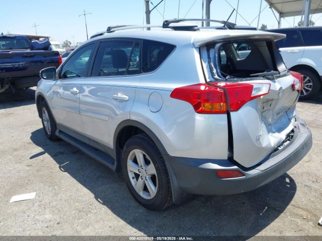 2T3WFREV1EW116778 Toyota Rav4 Xle