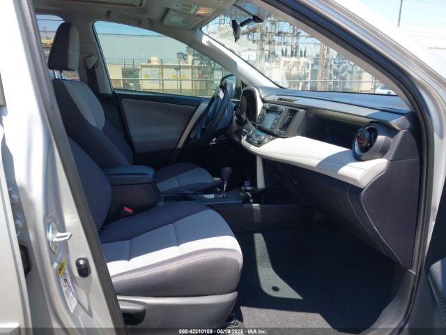 2T3WFREV1EW116778 Toyota Rav4 Xle