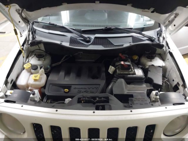1C4NJRFB9ED886366 Jeep Patriot Latitude