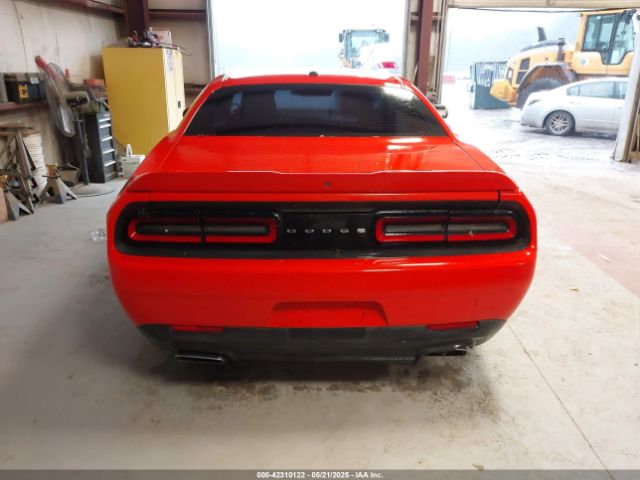 2C3CDZBT9KH627697 Dodge Challenger R/t