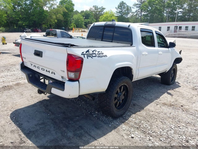 5TFCZ5AN0JX123218 Toyota Tacoma Sr V6