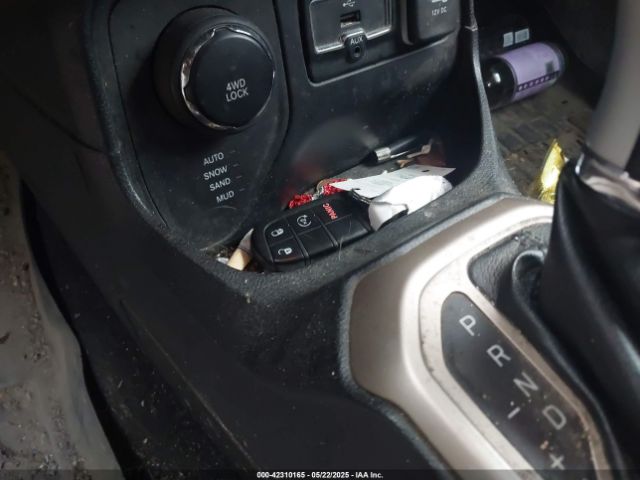 2017 JEEP RENEGADE ZACCJBBB3HPF65773 Photo 10