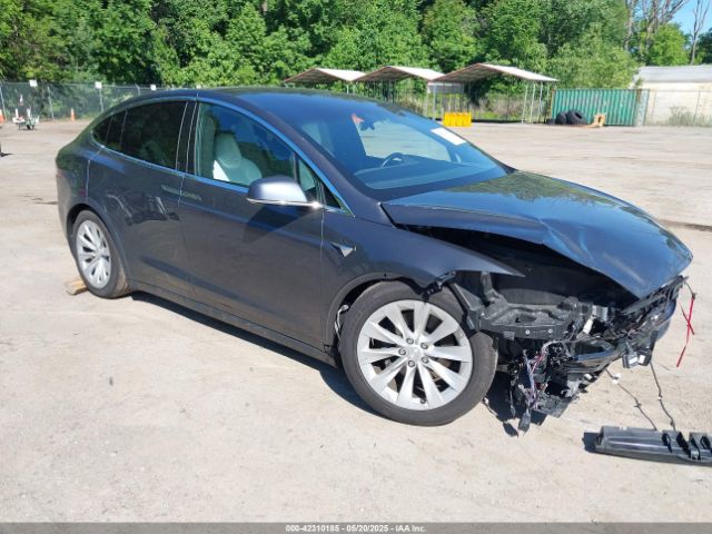 2017 TESLA MODEL X 5YJXCBE22HF043893