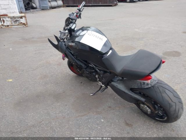 2011 DUCATI DIAVEL ZDM13BLWXBB001563 Photo 2