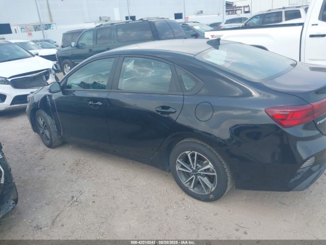 3KPF24AD5PE581736 KIA Forte Lxs