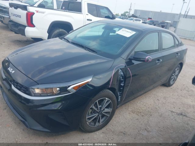 3KPF24AD5PE581736 KIA Forte Lxs