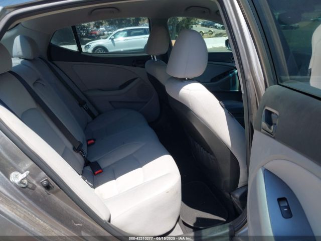 5XXGM4A75FG503357 KIA Optima Lx